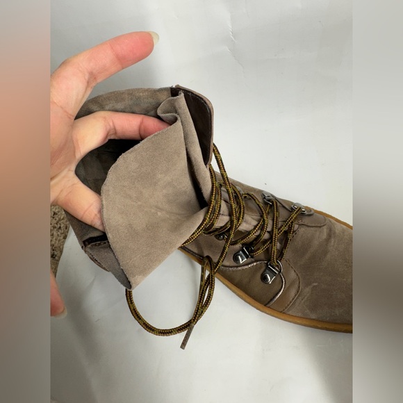 Aquatalia Gabriella Suede Platform High-Top Sneakers Taupe Men's 8 Italy Made - Picture 11 of 15